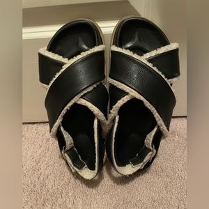 ALOHAS Sherpa Sandals